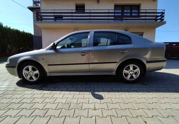 Skoda Octavia cena 23300 przebieg: 167480, rok produkcji 2010 z Wisła małe 232